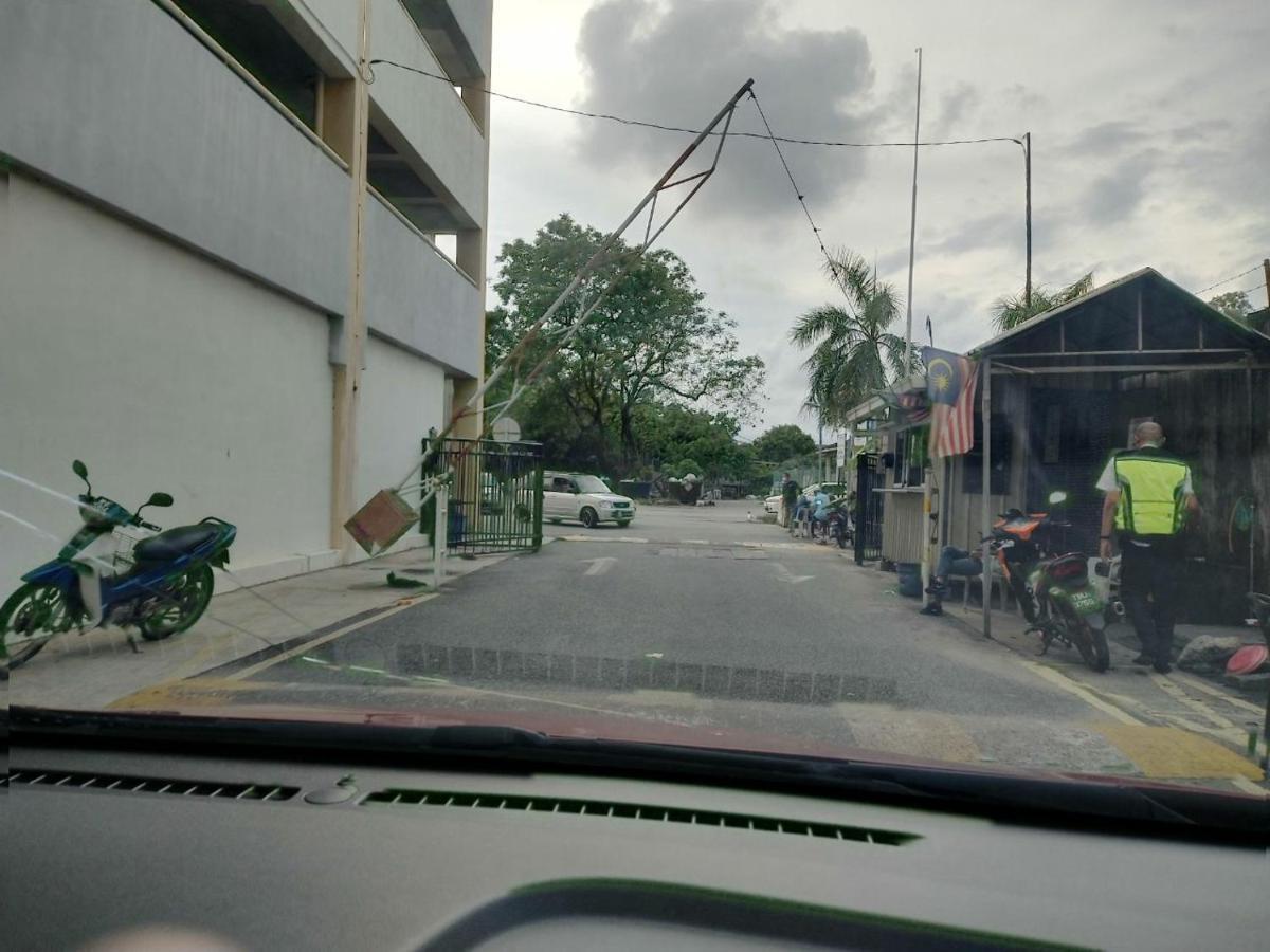 Homestay Kuala Terengganu Near Batu Burok, Hospital Hsnz, Ktcc Mall, Drawbridge C Экстерьер фото